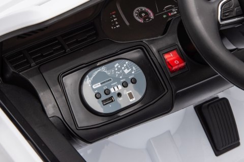 Pojazd Audi Q7 NEW LIFT Biały Pojazd Audi Q7 NEW LIFT Biały
