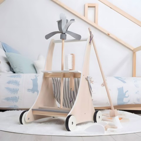 Drewniany Zestaw Sprzątający ECOTOYS - Idealny Dla Małych Pomocników Drewniany Zestaw Sprzątający ECOTOYS - Idealny Dla Małych Pomocników